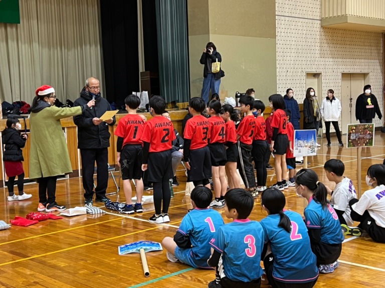笑顔あふれる粟チビクリスマス会を開催しました