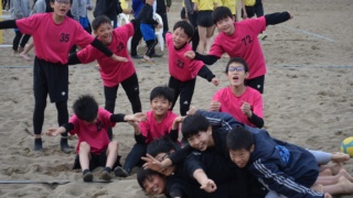 ビーチバレーボール大会に参加しました!